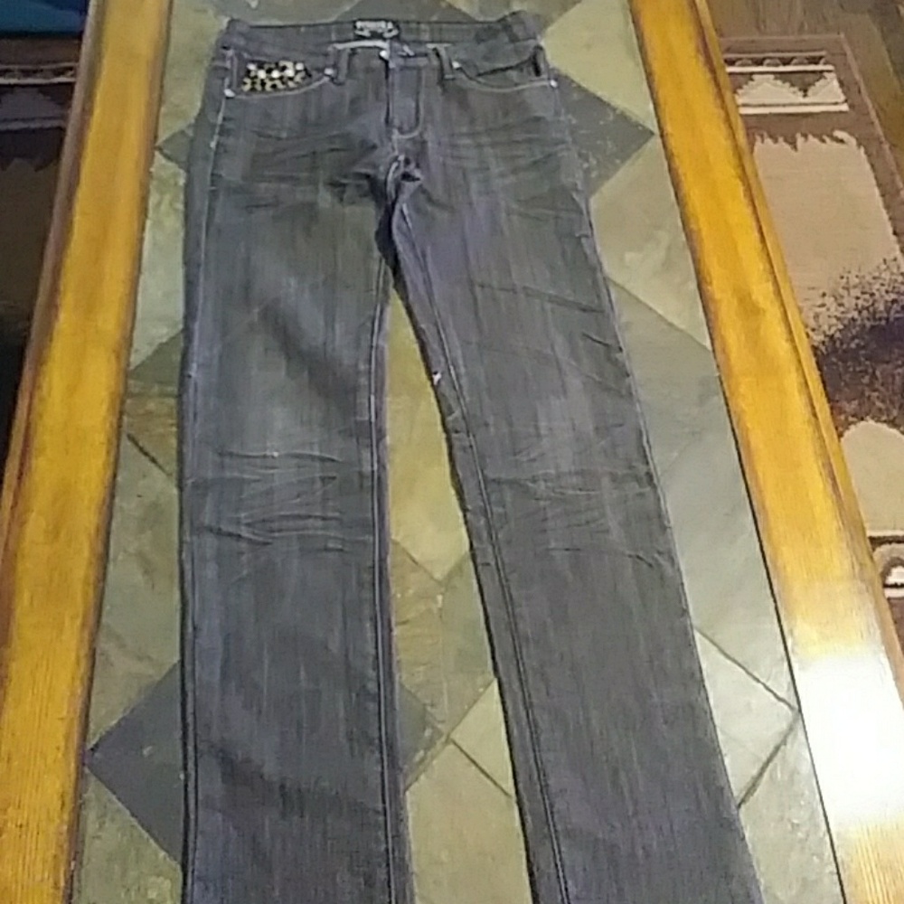 11 dollars